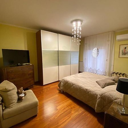 B&B Rossella Montoro Inferiore Екстер'єр фото