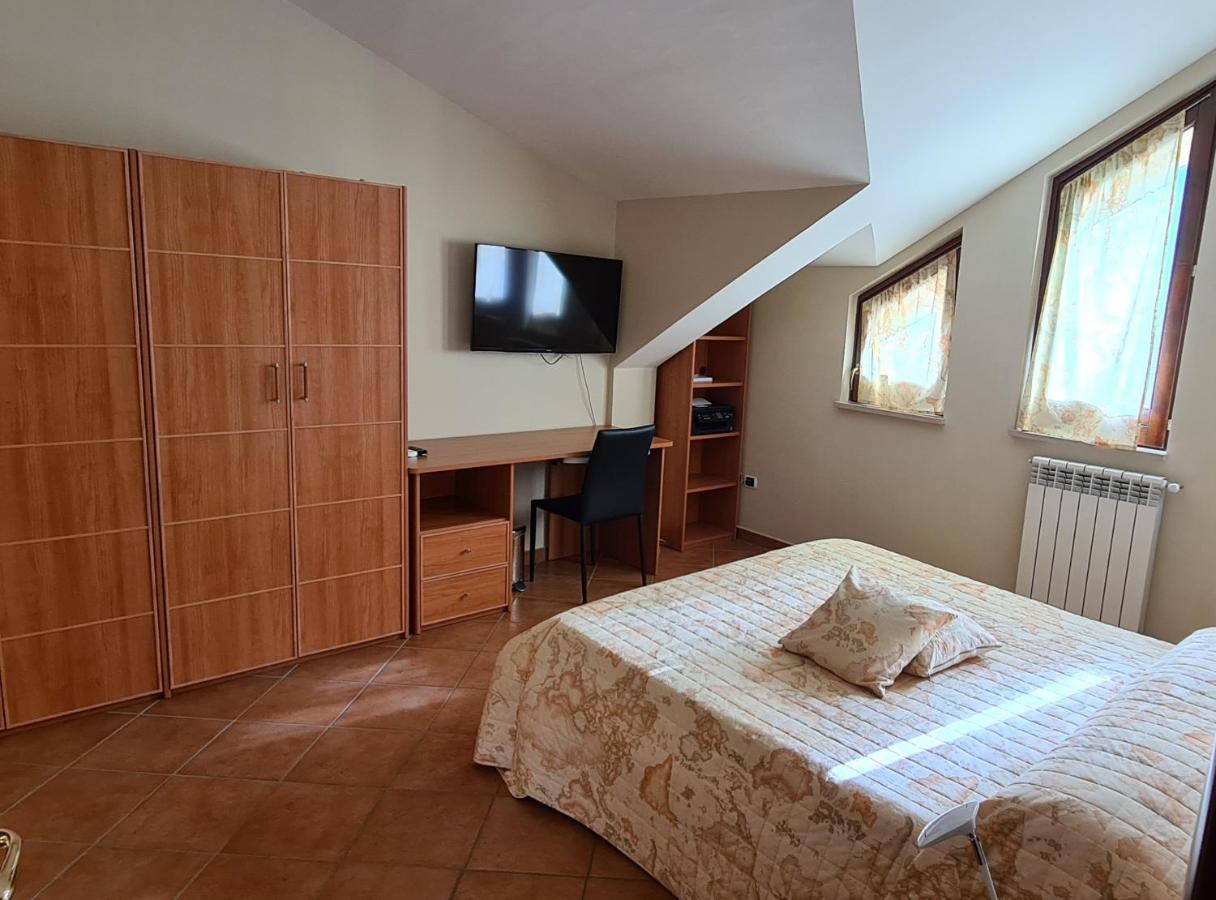 B&B Rossella Montoro Inferiore Екстер'єр фото