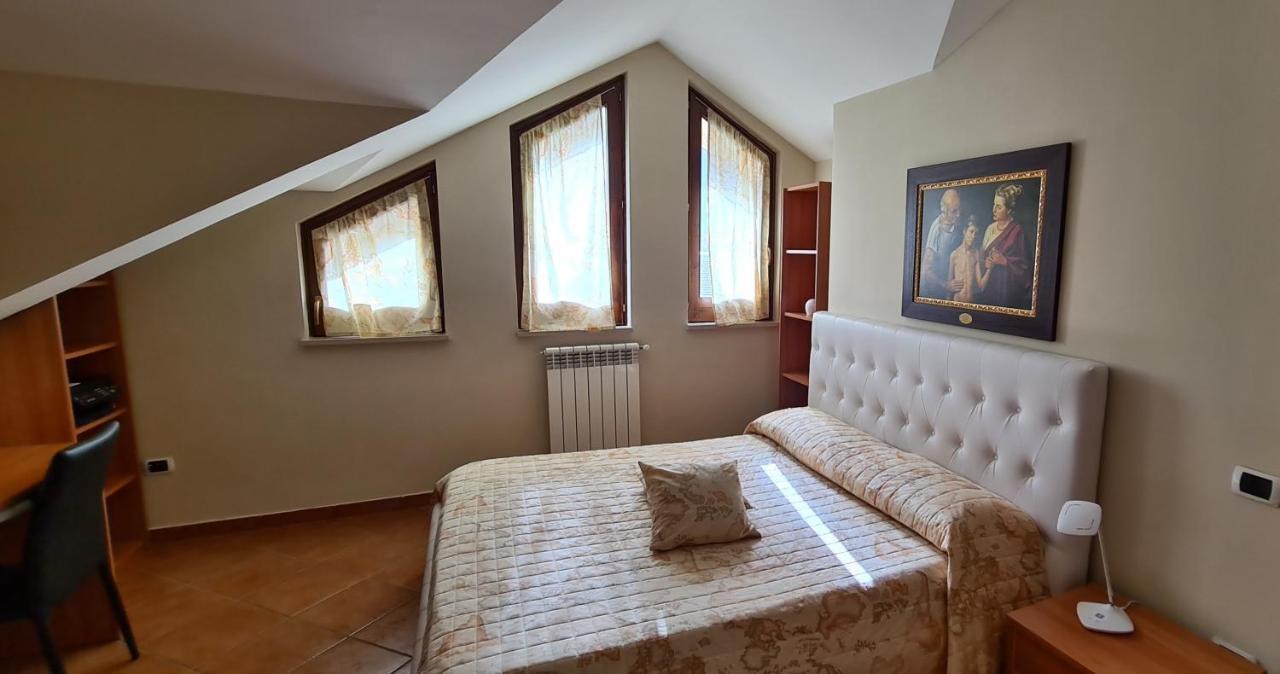 B&B Rossella Montoro Inferiore Екстер'єр фото