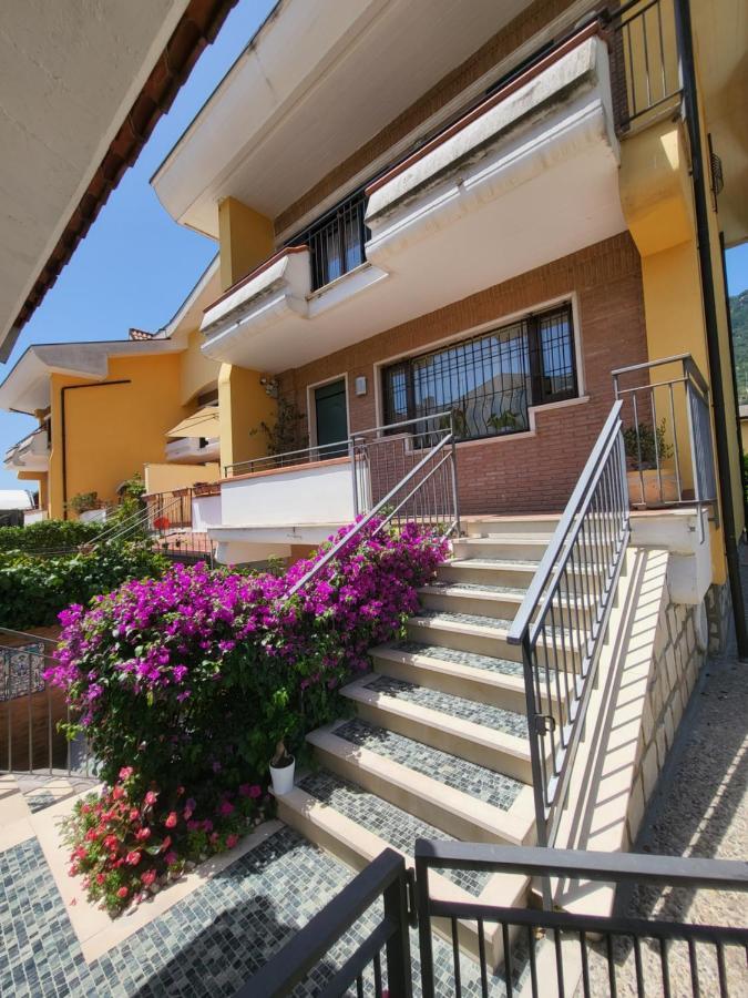 B&B Rossella Montoro Inferiore Екстер'єр фото