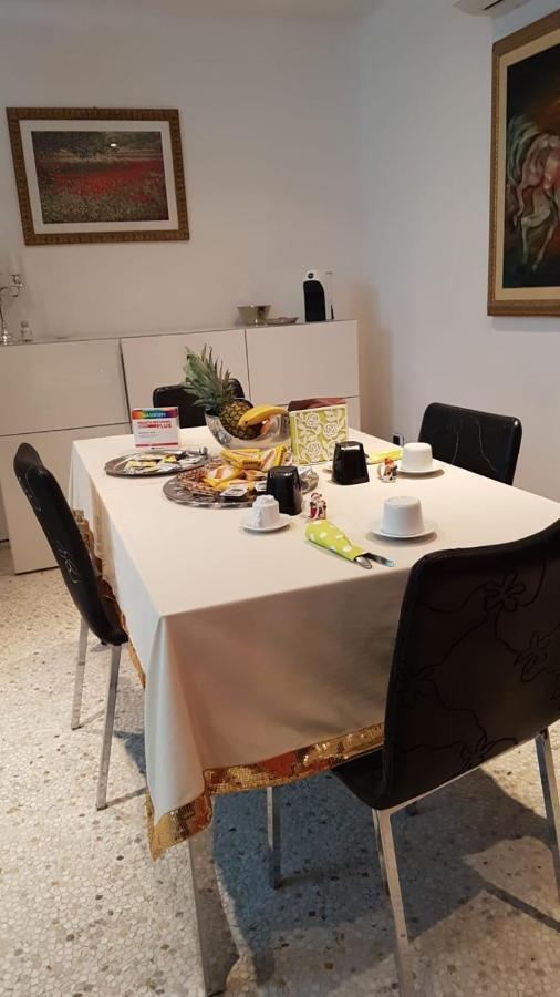 B&B Rossella Montoro Inferiore Екстер'єр фото